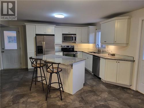 52 Westview Crescent, Greater Sudbury, ON - Indoor Photo Showing Kitchen