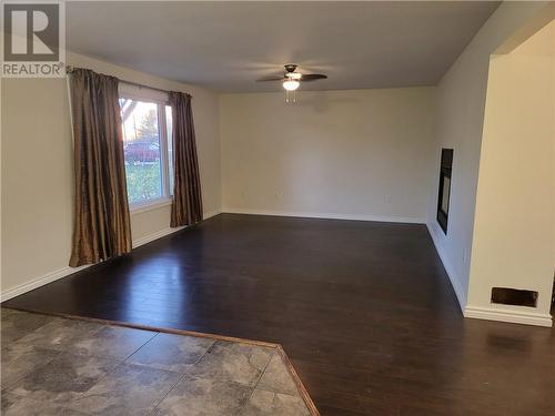 52 Westview Crescent, Greater Sudbury, ON - Indoor Photo Showing Other Room