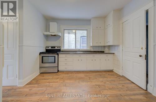 Main - 118 Weber Street E, Kitchener, ON - Indoor Photo Showing Kitchen