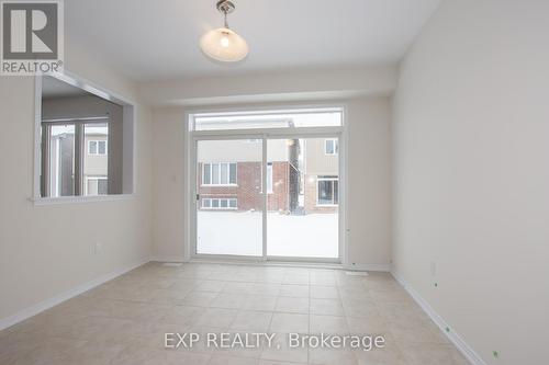 8005 Odell Crescent, Niagara Falls, ON - Indoor Photo Showing Other Room