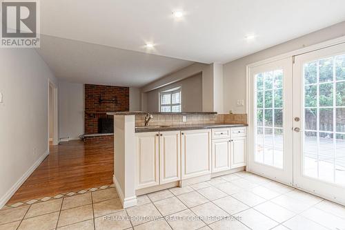 398 Barclay Crescent, Oakville, ON - Indoor