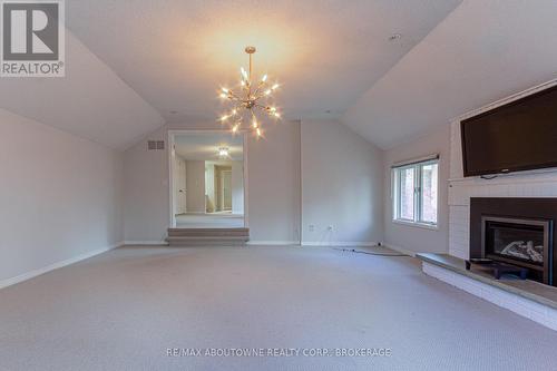 398 Barclay Crescent, Oakville, ON - Indoor Photo Showing Other Room With Fireplace