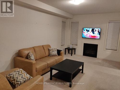 9 Monceau Road, Brampton, ON - Indoor Photo Showing Living Room