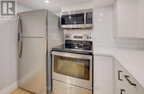 Lower - 21 Fairview Avenue, Kitchener, ON - Indoor Photo Showing Kitchen