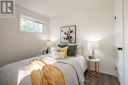 85 Walter Avenue N, Hamilton, ON - Indoor Photo Showing Bedroom