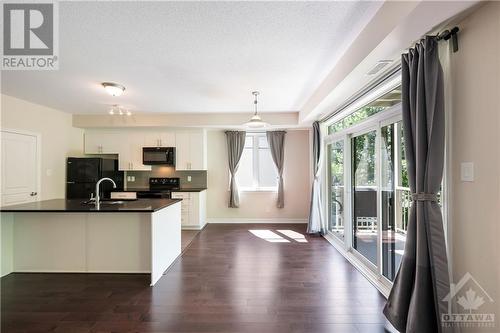 1032 Beryl Private Unit#E, Ottawa, ON - Indoor Photo Showing Kitchen