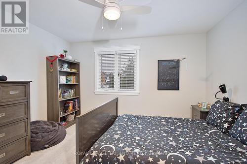 86 Mill Street, Middlesex Centre (Ilderton), ON - Indoor Photo Showing Bedroom