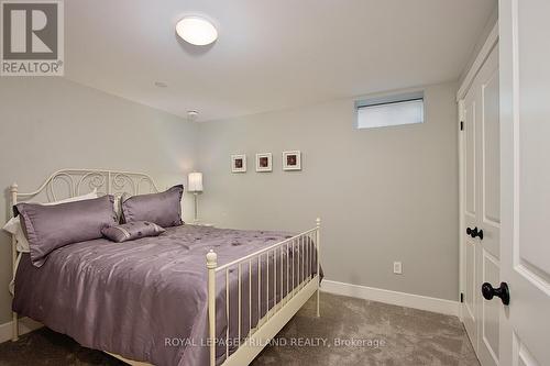 86 Mill Street, Middlesex Centre (Ilderton), ON - Indoor Photo Showing Bedroom