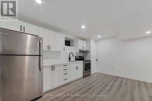 222 B Hibbert Avenue, Oshawa, ON - Indoor Photo Showing Kitchen