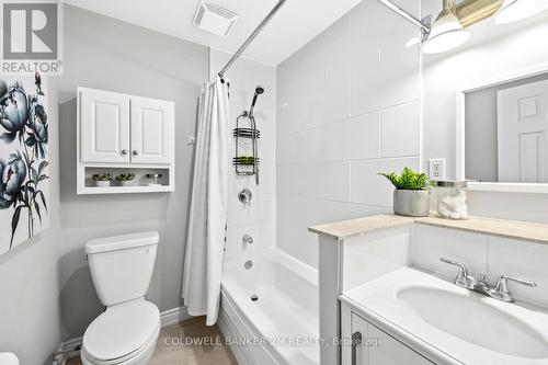 1677 Central Street, Pickering, ON - Indoor Photo Showing Bathroom