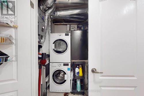 63 - 2441 Greenwich Drive, Oakville, ON - Indoor Photo Showing Laundry Room