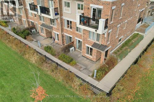 63 - 2441 Greenwich Drive, Oakville, ON - Outdoor