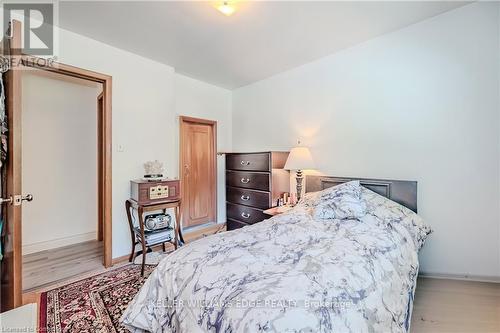 29 Mountsberg Road, Hamilton, ON - Indoor Photo Showing Bedroom