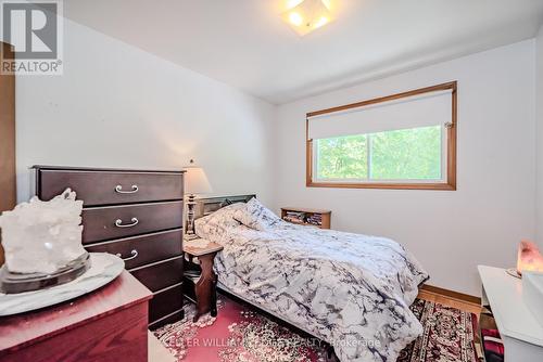 29 Mountsberg Road, Hamilton, ON - Indoor Photo Showing Bedroom