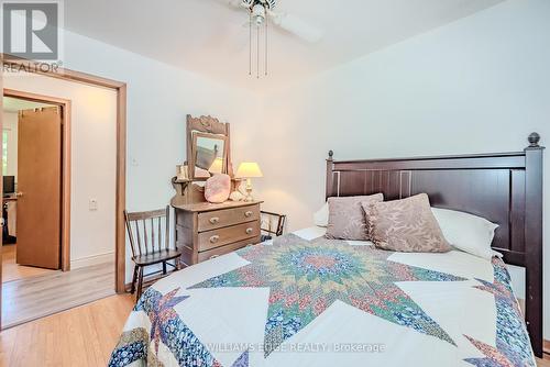 29 Mountsberg Road, Hamilton, ON - Indoor Photo Showing Bedroom