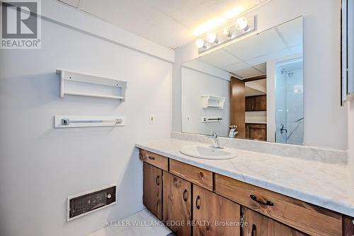 29 Mountsberg Road, Hamilton, ON - Indoor Photo Showing Bathroom