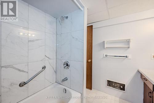 29 Mountsberg Road, Hamilton, ON - Indoor Photo Showing Bathroom