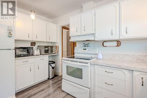 29 Mountsberg Road, Hamilton, ON - Indoor Photo Showing Kitchen