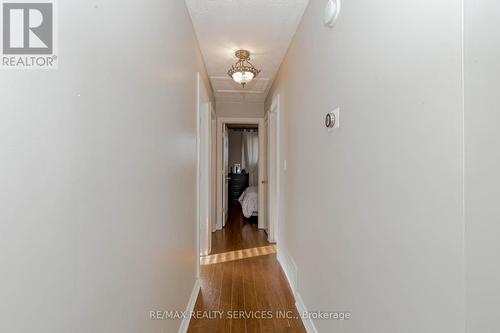 7746 Jubilee Drive, Niagara Falls, ON - Indoor Photo Showing Other Room