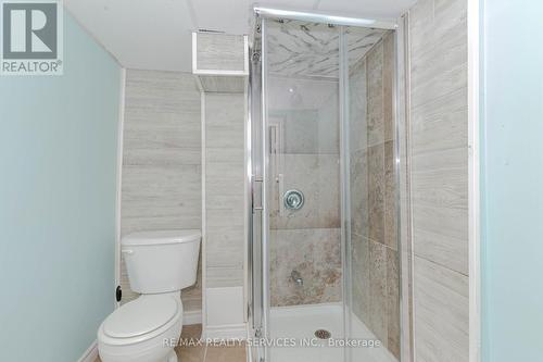 7746 Jubilee Drive, Niagara Falls, ON - Indoor Photo Showing Bathroom