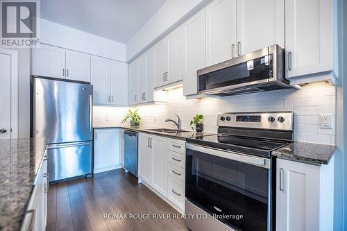 402 - 109 King Avenue E, Clarington (Newcastle), ON - Indoor Photo Showing Kitchen With Upgraded Kitchen