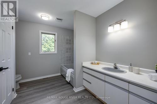 4761 Mckee Road, Scugog, ON - Indoor Photo Showing Bathroom