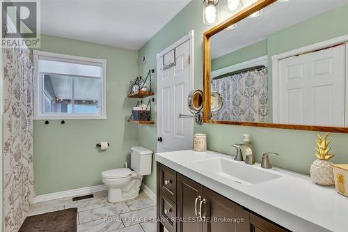 1 Matilda Drive, Kawartha Lakes, ON - Indoor Photo Showing Bathroom