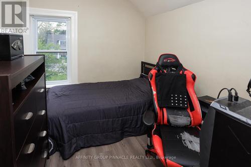 22 St Lawrence Street, Kawartha Lakes (Lindsay), ON - Indoor Photo Showing Bedroom