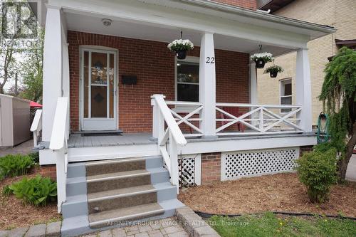 22 St Lawrence Street, Kawartha Lakes (Lindsay), ON - Outdoor With Deck Patio Veranda