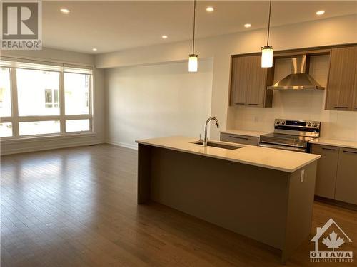 370 Walden Drive, Ottawa, ON - Indoor Photo Showing Kitchen