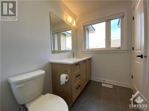 370 Walden Drive, Ottawa, ON - Indoor Photo Showing Bathroom