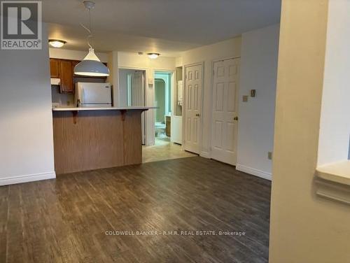 B 104 - 182 D'Arcy Street, Cobourg, ON - Indoor Photo Showing Kitchen