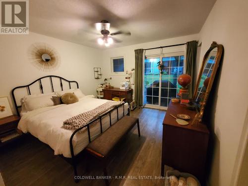 B 104 - 182 D'Arcy Street, Cobourg, ON - Indoor Photo Showing Bedroom