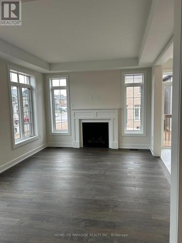 99 Henshaw Drive, Erin, ON - Indoor Photo Showing Living Room With Fireplace