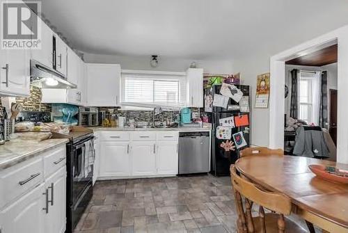 316 Mcconnell Avenue, Cornwall, ON - Indoor Photo Showing Kitchen With Double Sink