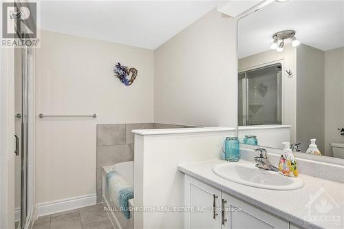 305 - 91 St Moritz Trail, Russell, ON - Indoor Photo Showing Bathroom