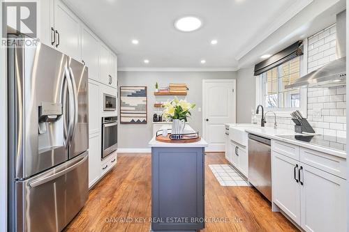 146 Byron Avenue, Thames Centre (Dorchester), ON - Indoor Photo Showing Kitchen With Stainless Steel Kitchen With Upgraded Kitchen