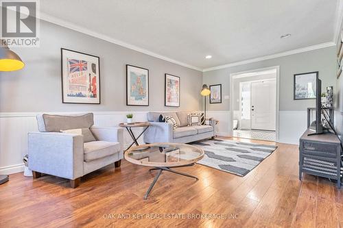 146 Byron Avenue, Thames Centre (Dorchester), ON - Indoor Photo Showing Living Room