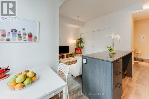 622 - 783 Bathurst Street, Toronto, ON - Indoor