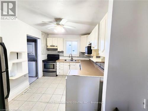 15 Mellenby Street, Hamilton, ON - Indoor Photo Showing Kitchen