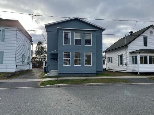 FaÃ§ade - 261  - 263 9E Rue, Shawinigan, QC - Outdoor With Facade