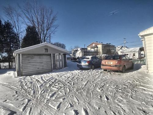 Garage - 261  - 263 9E Rue, Shawinigan, QC - Outdoor With Exterior