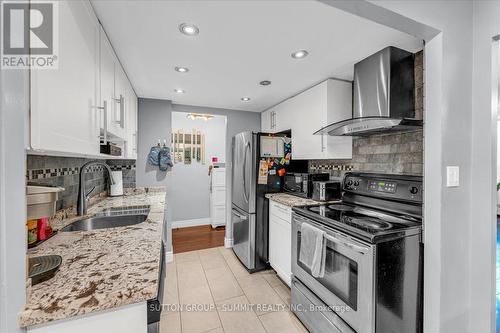 206 - 2556 Argyle Road, Mississauga, ON - Indoor Photo Showing Kitchen