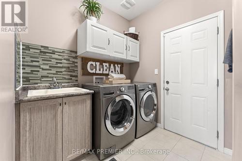 59 Netherwood Road, Kitchener, ON - Indoor Photo Showing Laundry Room