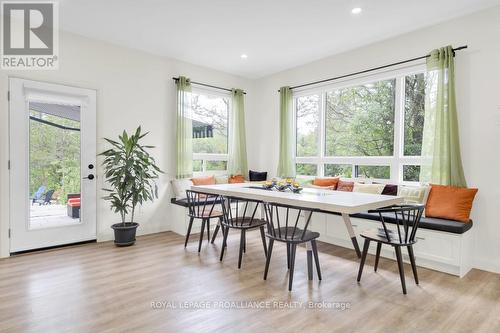 86 Sunrise Drive, Prince Edward County (Ameliasburgh), ON - Indoor Photo Showing Kitchen With Upgraded Kitchen