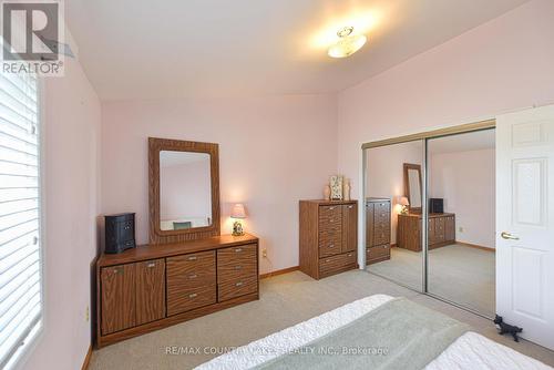 2102 Lakeshore Drive, Ramara, ON - Indoor Photo Showing Bedroom