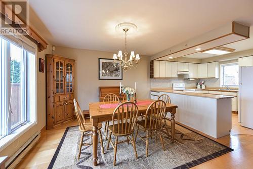 2102 Lakeshore Drive, Ramara, ON - Indoor Photo Showing Dining Room