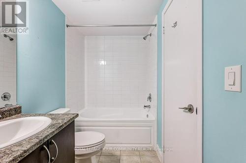 218 - 5 Richgrove Drive, Toronto, ON - Indoor Photo Showing Bathroom