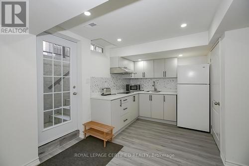 Bsmt - 29 Marshmarigold Drive, Brampton, ON - Indoor Photo Showing Kitchen