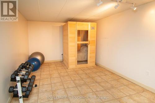 14 Marsh Harbour, Aurora, ON - Indoor Photo Showing Other Room